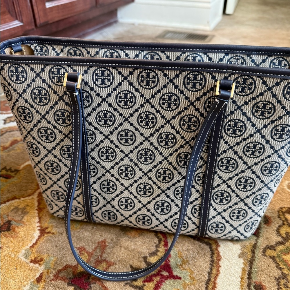 Tory Burch Navy and Gray Tote Bag - Picture 9 of 9